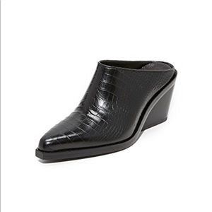 Santiago Mules Wedge